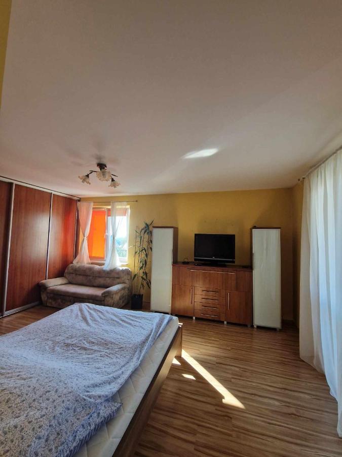 Apartament Dla Dwojga Krasnik Apartment Luaran gambar